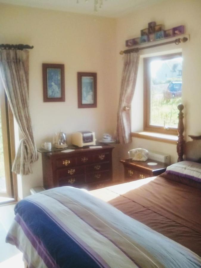 Bed and Breakfast April House Barrock Экстерьер фото